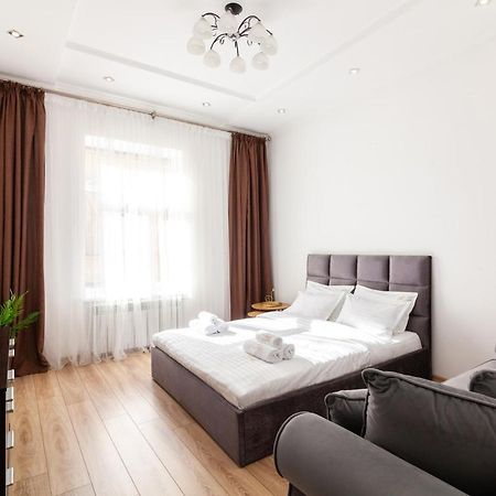 Avangard Liberty Avenue Apart Lemberg Exterior foto