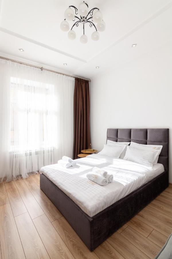 Avangard Liberty Avenue Apart Lemberg Exterior foto